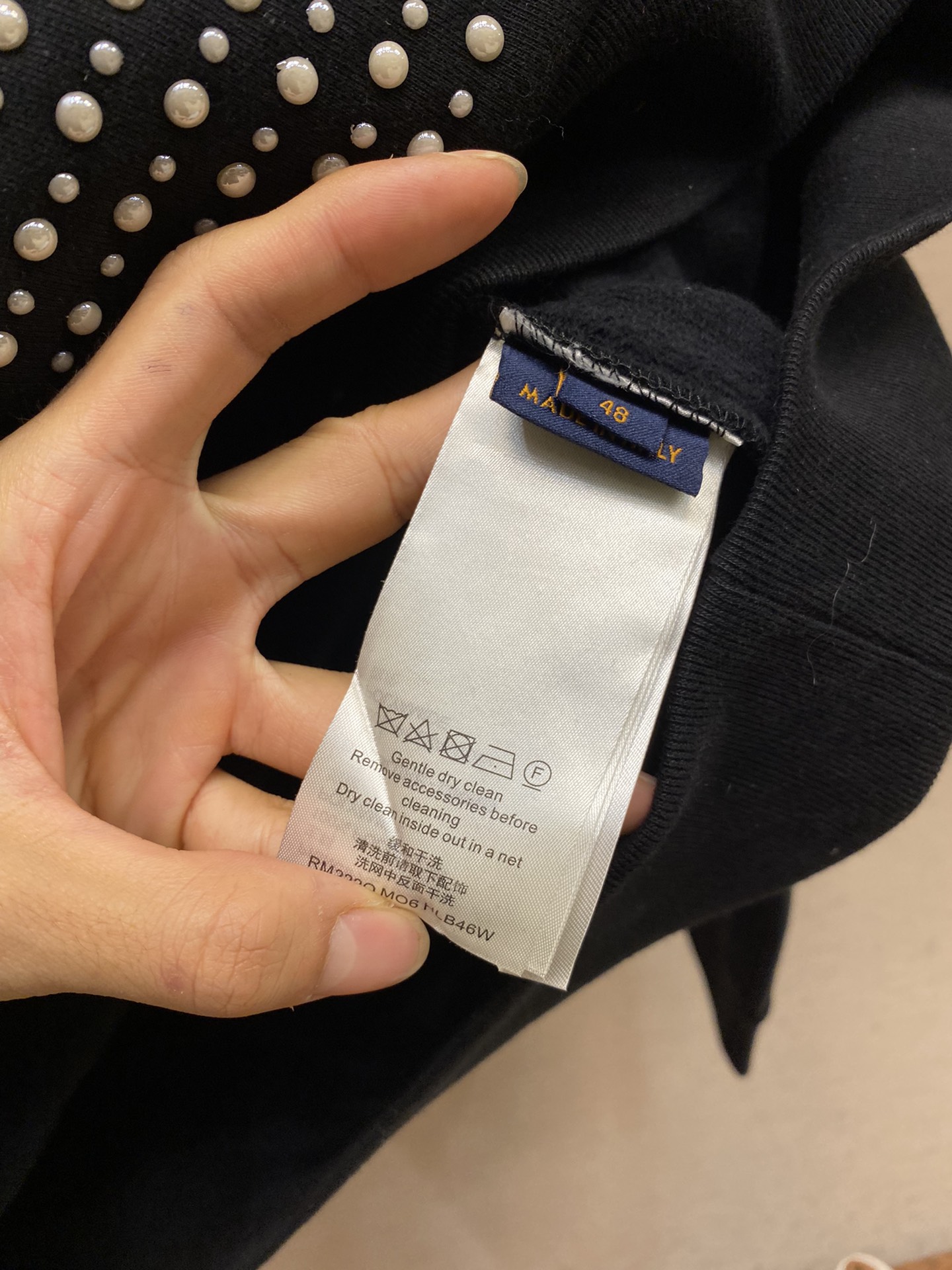 おつとめ品 ルイヴィトンパーカー黒スーパーコピートップス  純綿 大人気  柔らかい フード付き ブラック_8