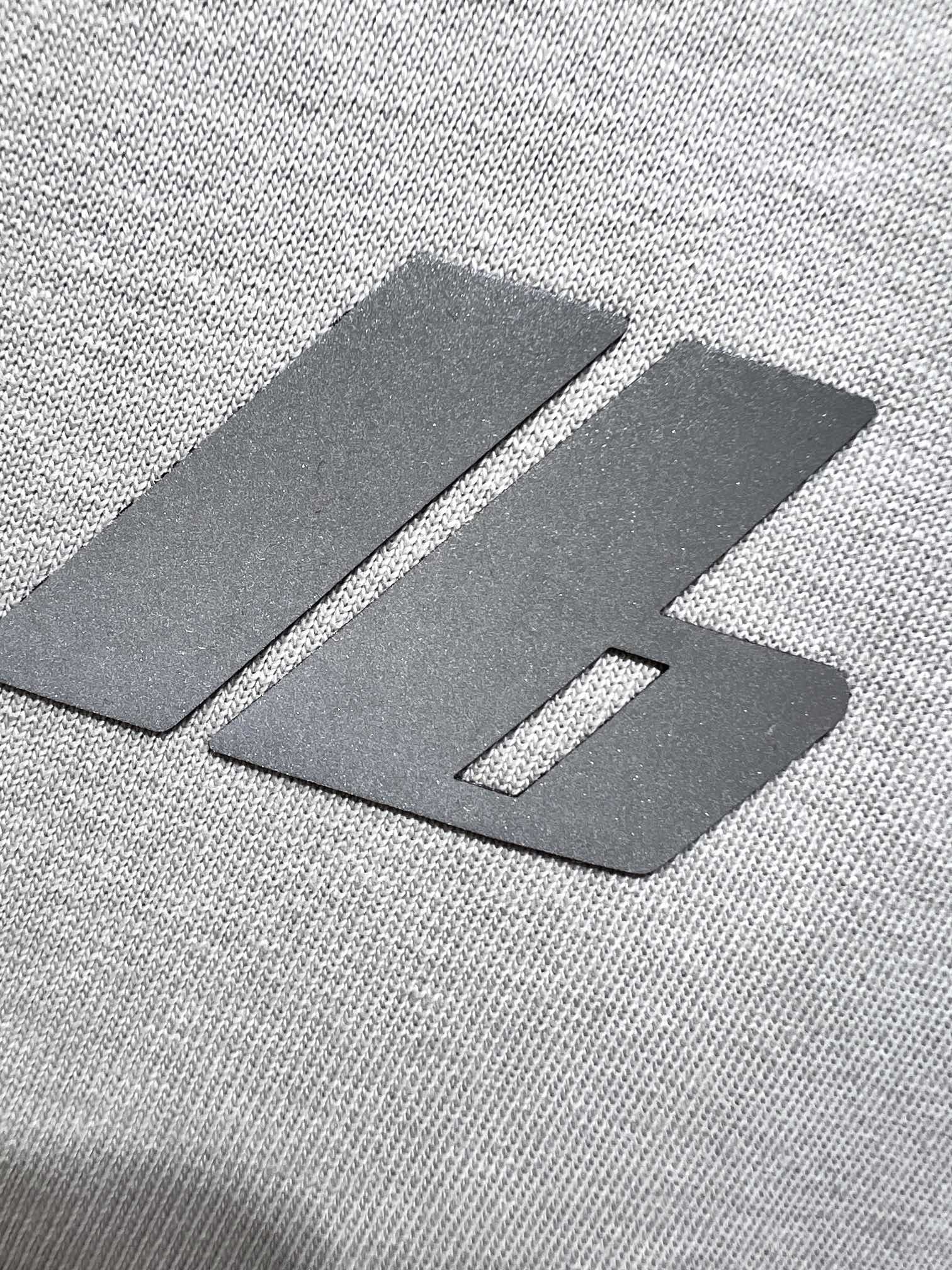 バレンシアガtシャツ コーデスーパーコピー 純綿 トップス 半袖 ゆったり 運動服 ドライな肌触り ホワイト_4