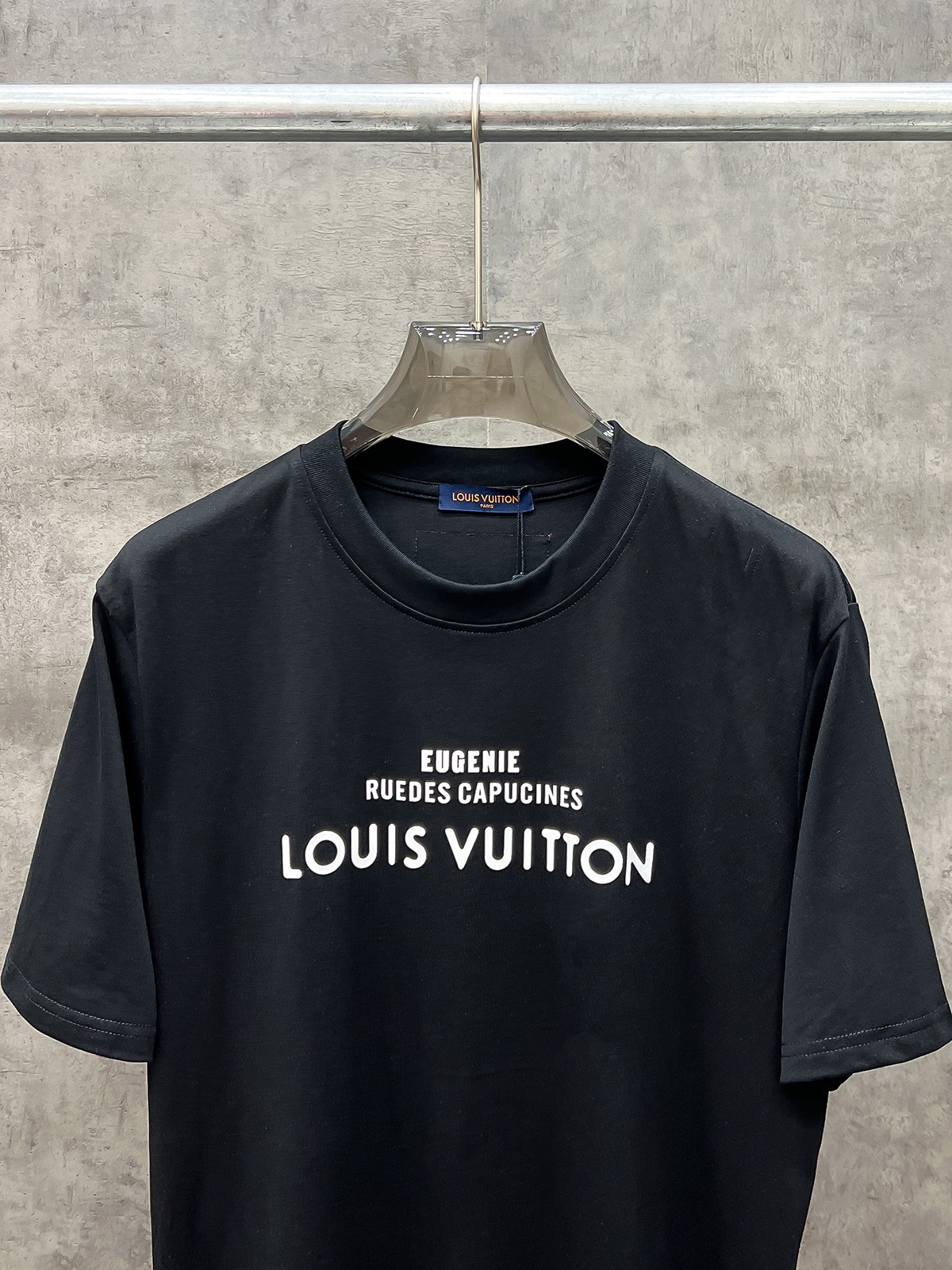 期間限定品 ルイヴィトン tシャツ モノグラム偽物 プリント 短袖 夏服 トップス 純綿  柔らかい 人気品 2色可選_4