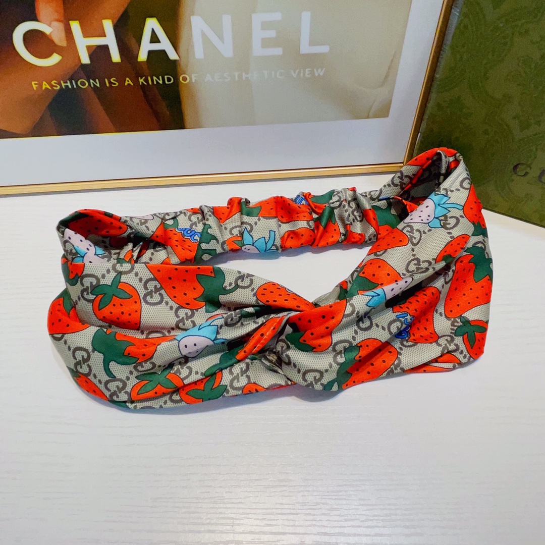 人気新品 カチューシャ グッチスーパーコピー バンド 花柄 ターバン シンプル 髪飾り 幅広 カラフル レディース レッド_3
