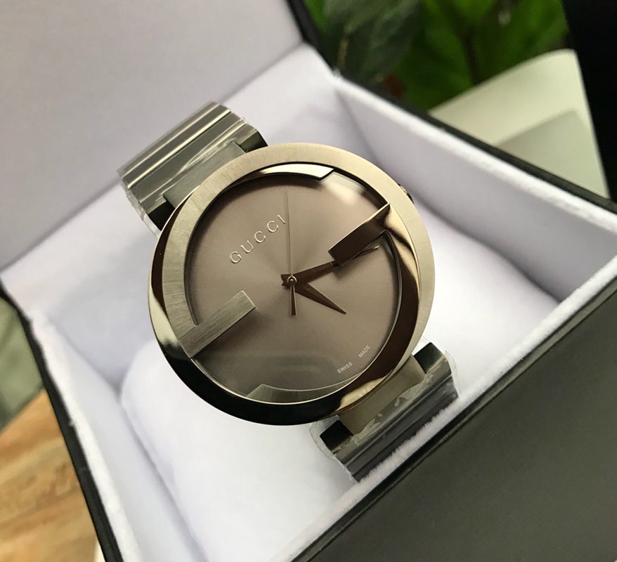 メンズ gucci 時計偽物 ウォッチ スチールバンド うで時計 高級感溢れる クォーツ時計 メンズ ゴールド_4
