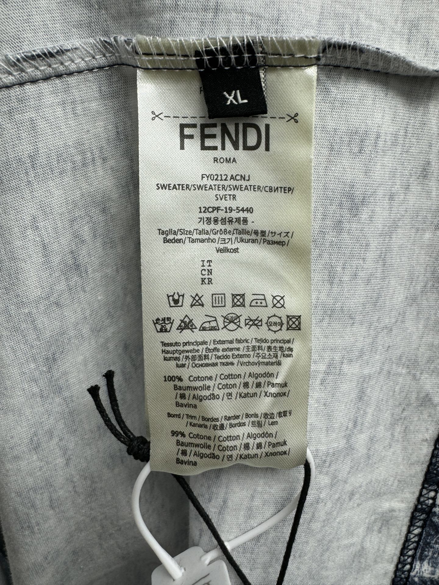 オンライン限定 fendi t シャツコピー トップス 純綿 プリント 花柄 柔らかい 半袖 シンプル 夏服 ブラック_8