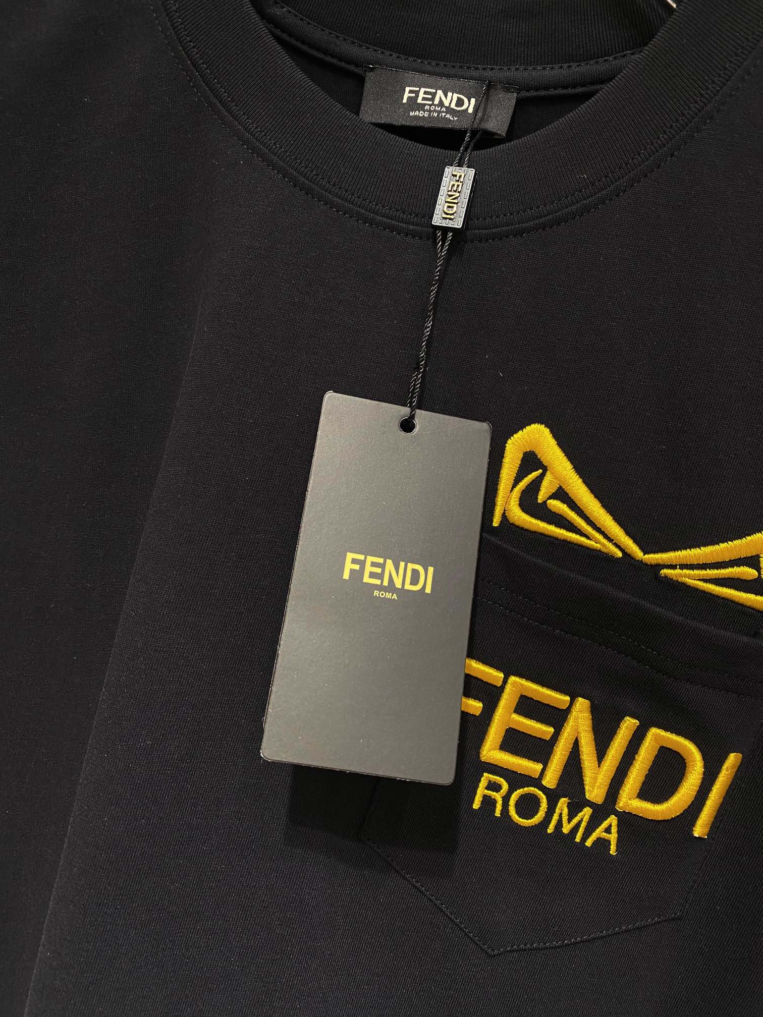 お得品‼fendi t シャツ レディース偽物 夏服 トップス 純綿 ロゴプリント simple 柔らかい 半袖 ブラック_3