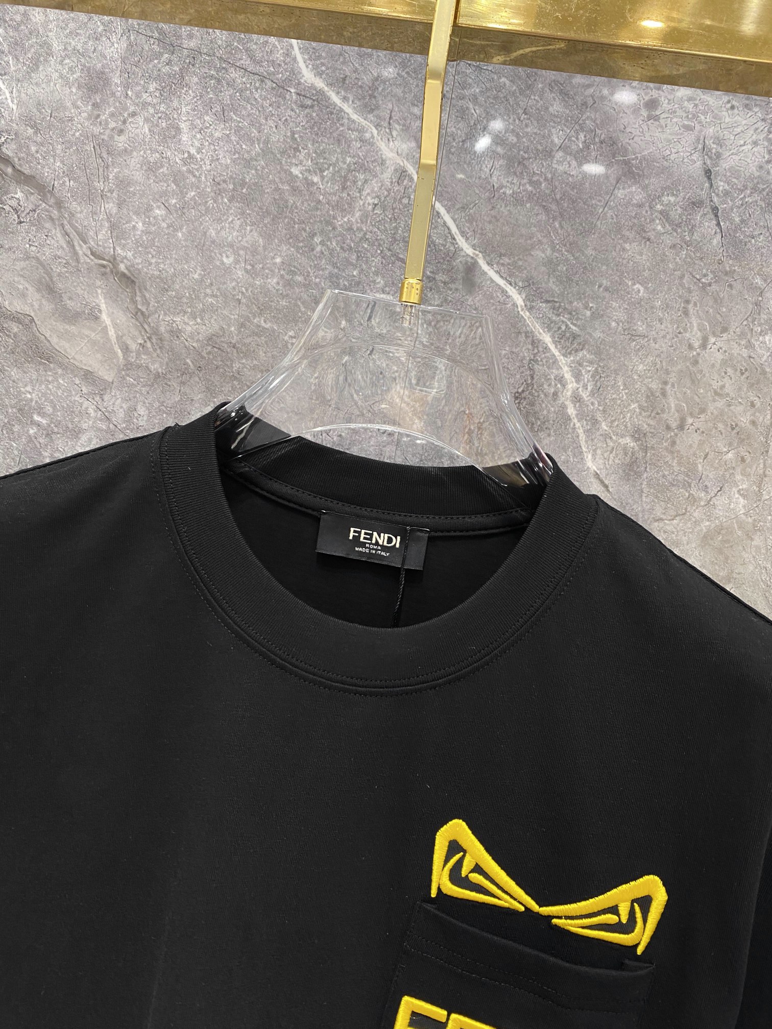 お得品‼fendi t シャツ レディース偽物 夏服 トップス 純綿 ロゴプリント simple 柔らかい 半袖 ブラック_4