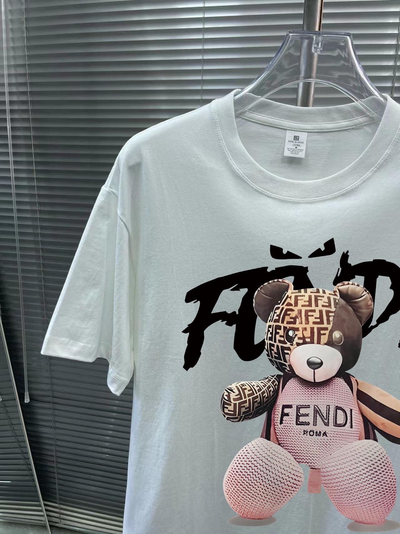 fendi ティー シャツ レディースＮ級品 トップス 綿100% 熊プリント 短袖 Tシャツ 柔らかい メンズ ブラック_3
