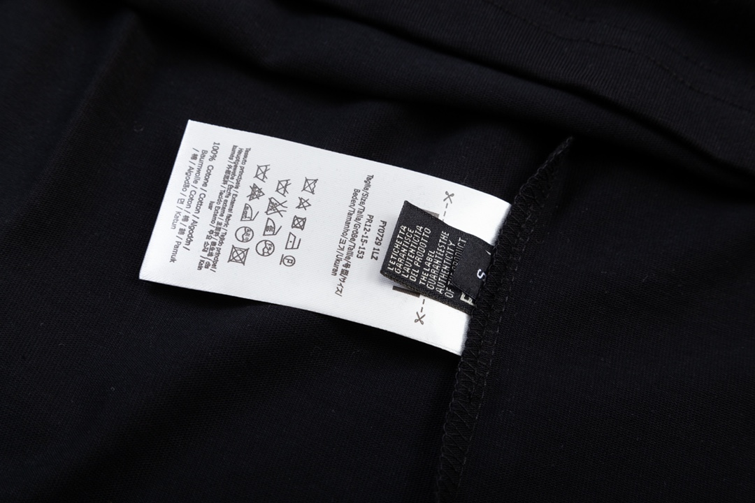 一番安い fendi t シャツ クマコピー トップス 綿100% 短袖 柔らかい 文字プリント 大人気 ブラック_7