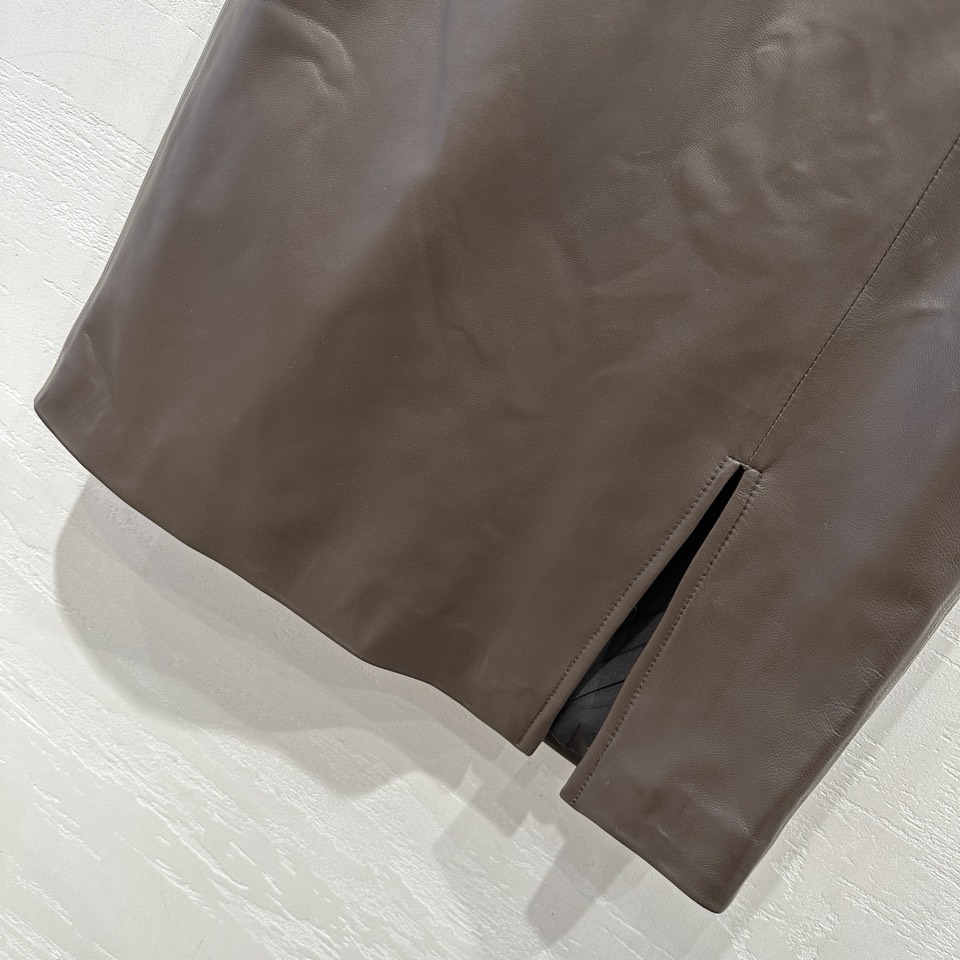 今季のおすすめ フェンディ タイト スカートコピー 春夏新品 レザー シンプル レディース セクシー ブラウン_3