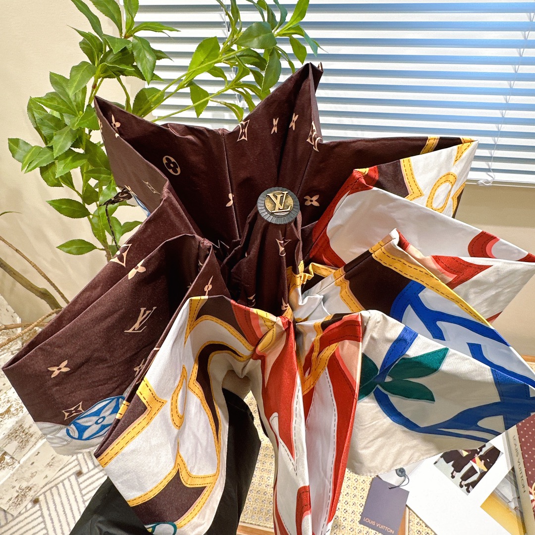 ルイビトン 折りたたみ傘スーパーコピー 折り畳み傘 遮光 遮熱 可愛い シンプル 花柄 プリント 日傘兼用雨傘 ブラウン_6