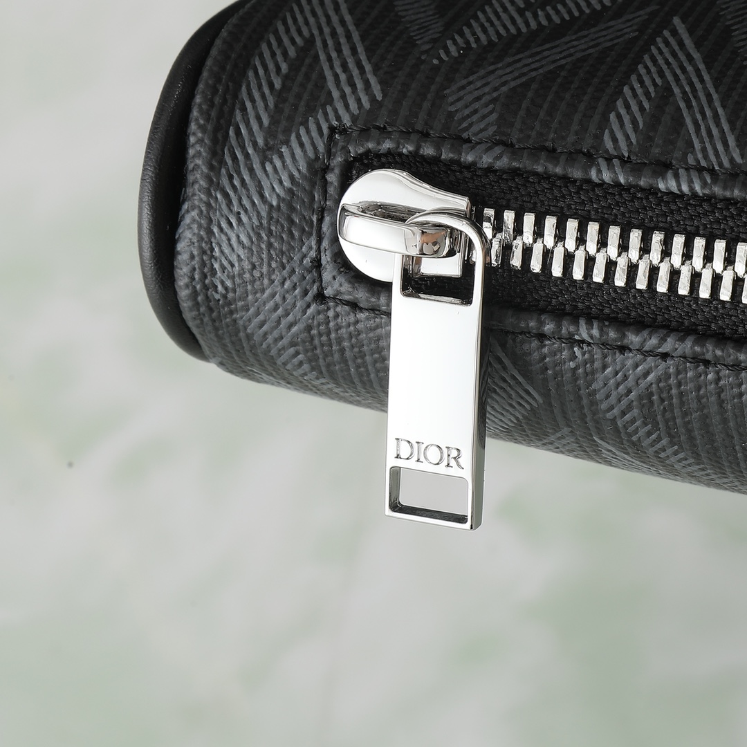 dior ショルダー バッグ激安通販 斜め掛けバッグ 牛革 ロゴプリント ナイロン肩紐 型番1ADPO093 シンプルながら人気 ブラック_6