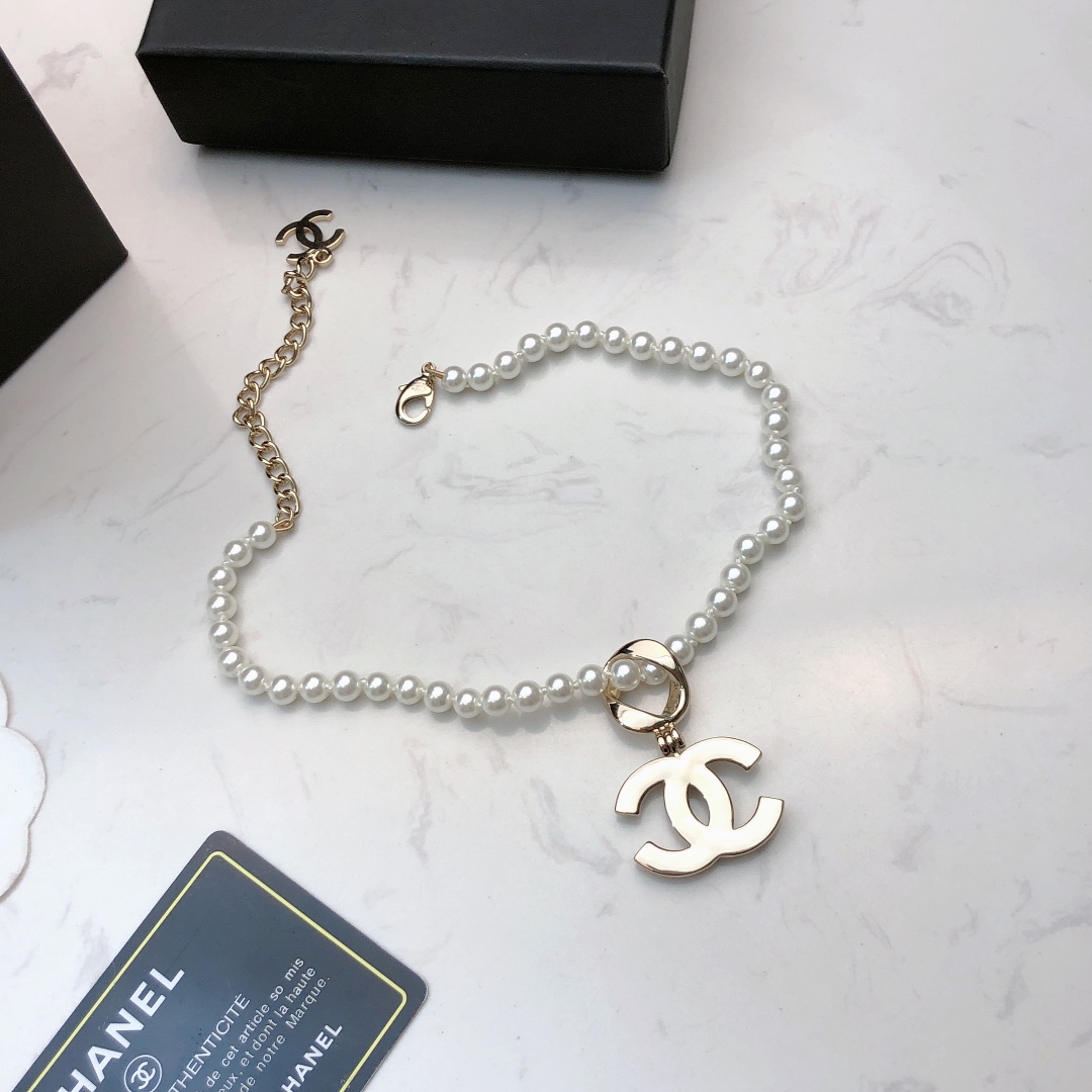chanel ネックレスコピー 優雅 ロゴかたち カジュアル 真珠ネックレス 少女感 ホワイト_7