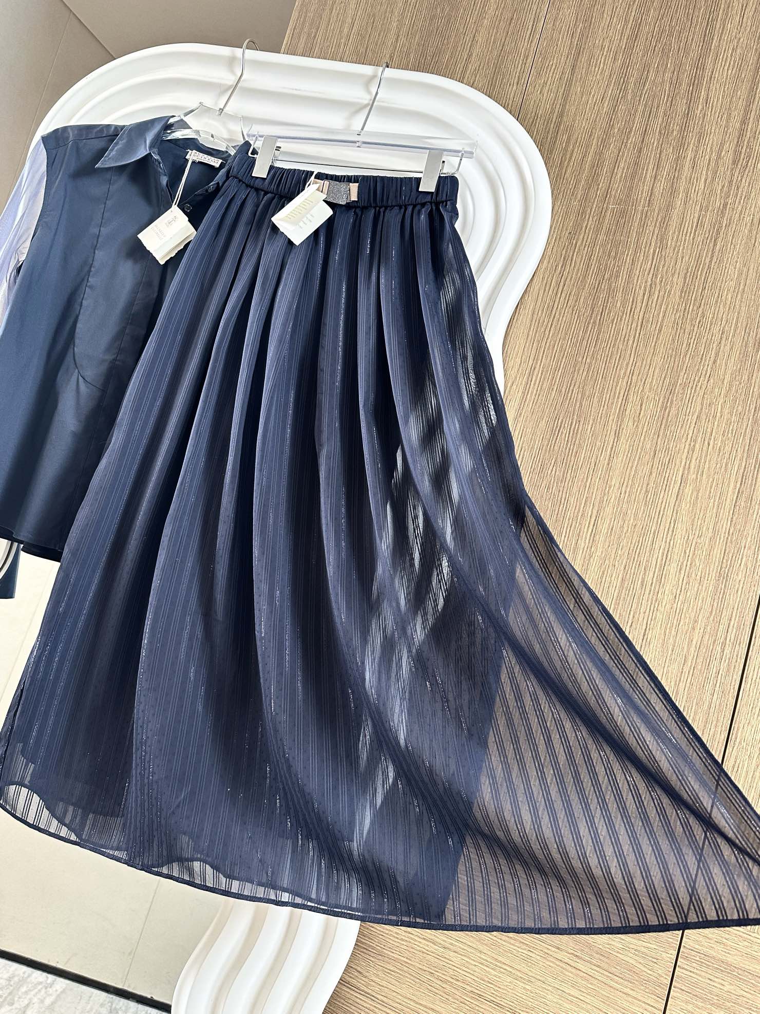 爽やかな 高級感 Brunello Cucinelli ロングスカート偽物 シルク 薄い 夏服 シンプル 女性 ブルー_6