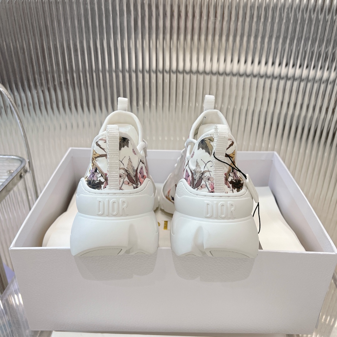 期間限定品 dior スニーカー メンズコピー シューズ 運動 ランニング 日常 柔軟 あるきやすい ホワイト_4