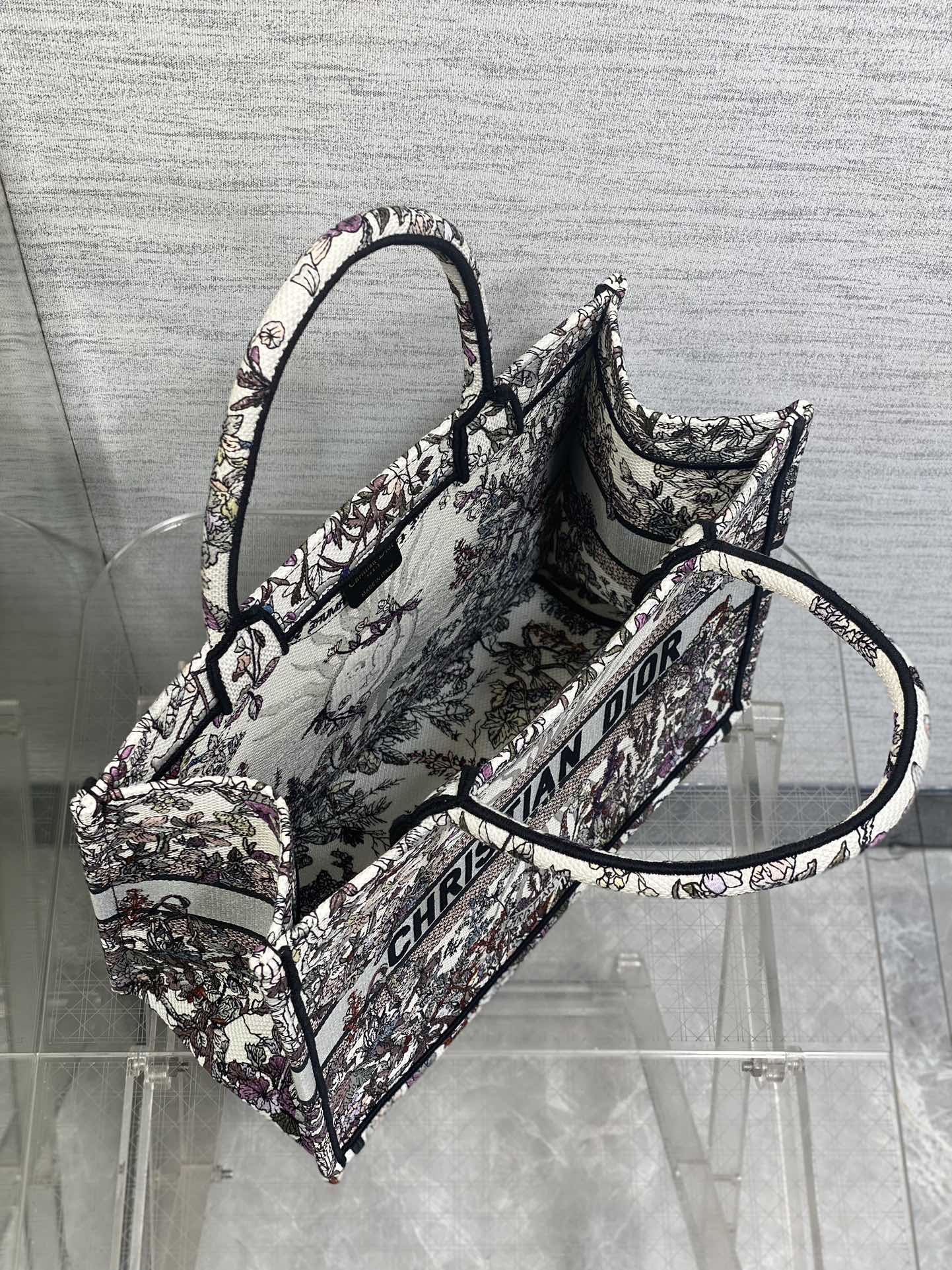 ディオール バックコピー ロゴ刺繍 ハンドバッグ 斜め掛けバッグ 大容量 シンプル 可愛い レディ グレイ_7