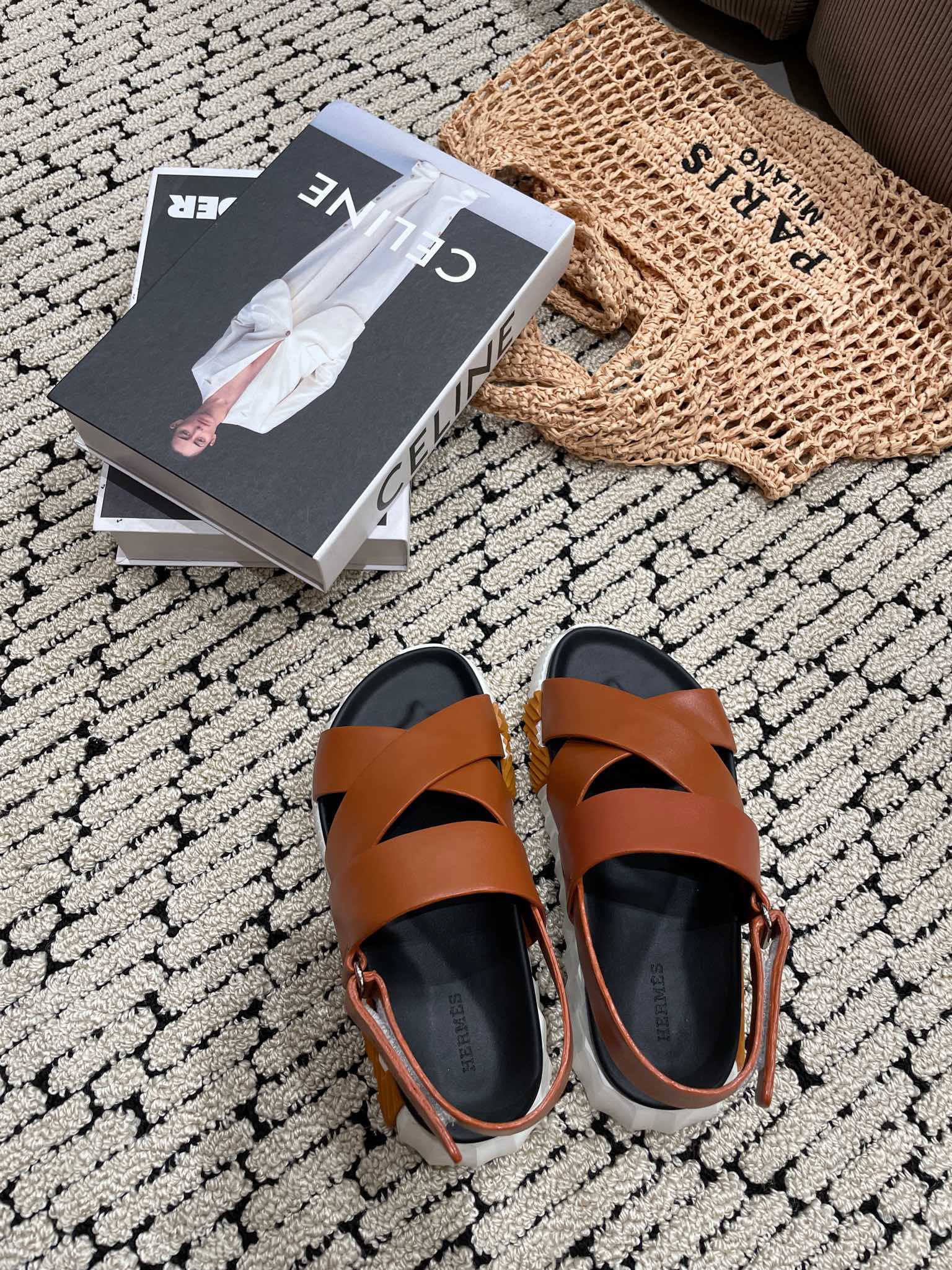 定番人気 エルメス ケリー 靴偽物 サンダル 本革 レザー 優雅 歩きやすい 厚さ3.5㎝ シンプル ブラウン_5