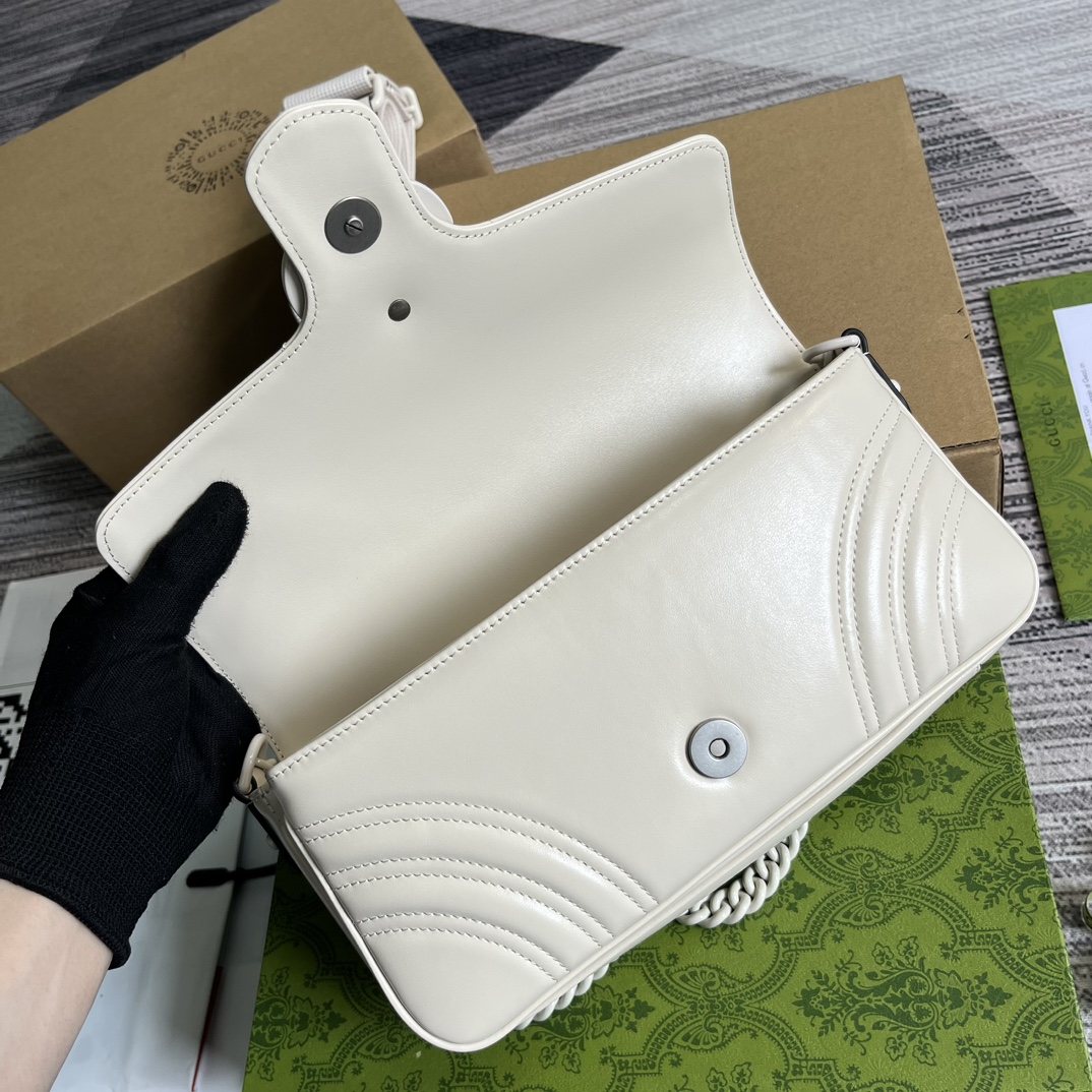 グッチ ボディ バッグＮ級品 チェーンバッグ ハンドバッグ 本革 レザー 734814  ファッション ホワイト_8