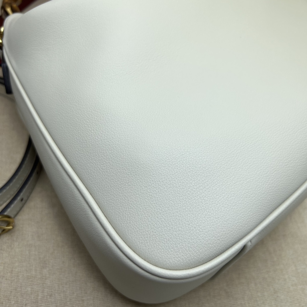 期間限定品 gucci カバン偽物 チェーンバッグ ハンドバッグ 本革 レザー 746124  優雅レディ ホワイト_6