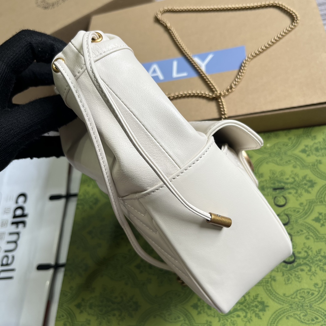 最新到着‼ gucci バック パック偽物 本革 レザー 斜め掛けバッグ ミニ 激安品 ホワイト_3