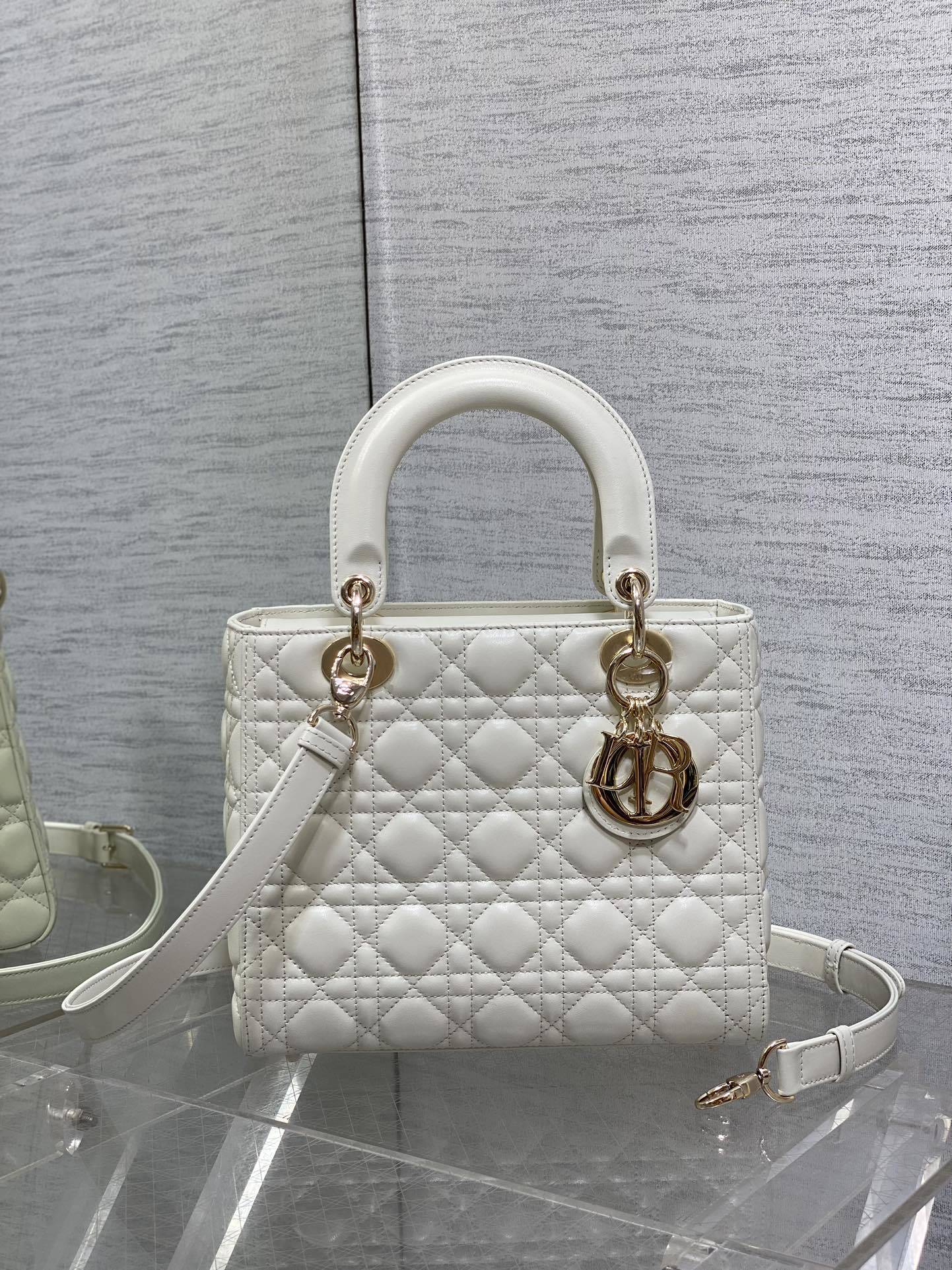 dior トート バッグコピー ハンドバッグ  斜め掛けバッグ レザー 牛革 優雅レディ 柔らかい ホワイト_1