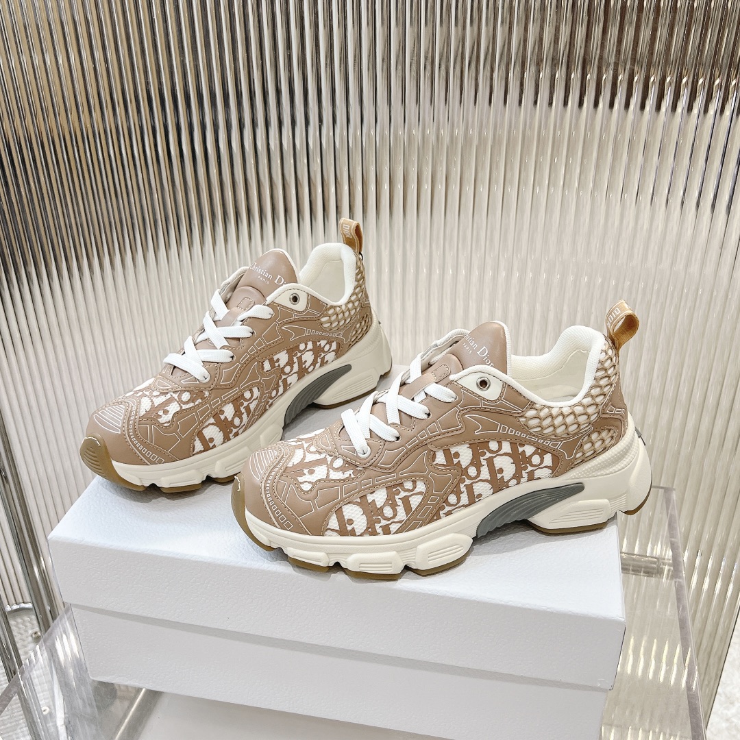 DIOR スニーカー ディオール偽物 運動 ランニング 柔軟 カジュアルシューズ シンプル ブラウン_5