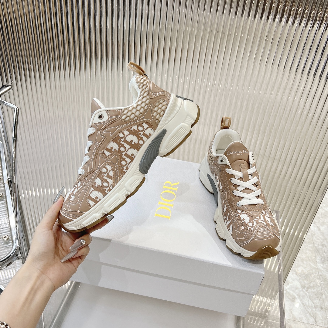 DIOR スニーカー ディオール偽物 運動 ランニング 柔軟 カジュアルシューズ シンプル ブラウン_8