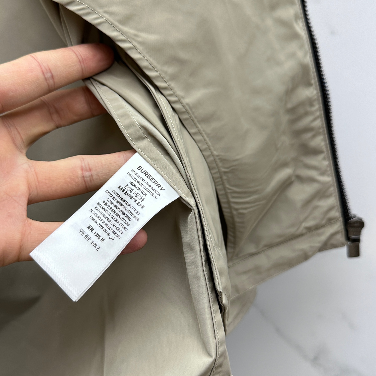 超激得の新品 burberry ジャケットコピー アウター トップス フード付き メンズ カジュアル 柔軟 グレイ_8