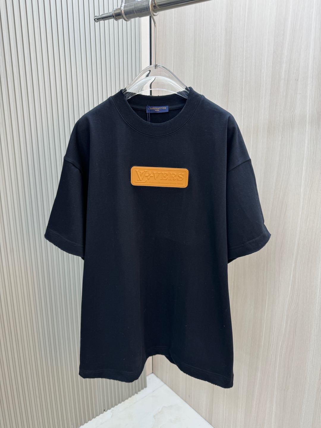 ルイヴィトンtシャツ レディース偽物 トップス 半袖 プリント 純綿 シンプル 男女兼用 プリント ブラック_1