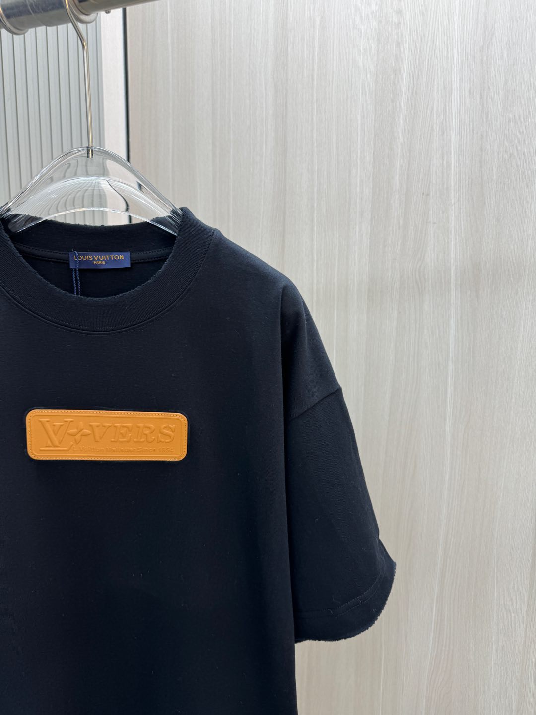 ルイヴィトンtシャツ レディース偽物 トップス 半袖 プリント 純綿 シンプル 男女兼用 プリント ブラック_4