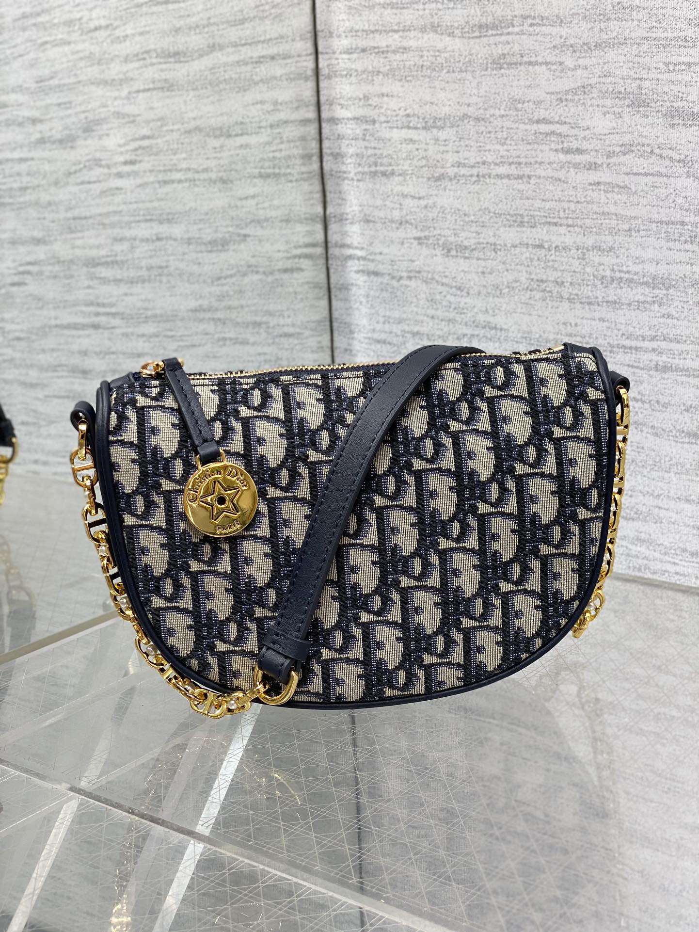 dior クラッチ バッグスーパーコピー ファッション感 花柄 牛革 レザー 斜め掛けバッグ 優雅レディ ブラック_2