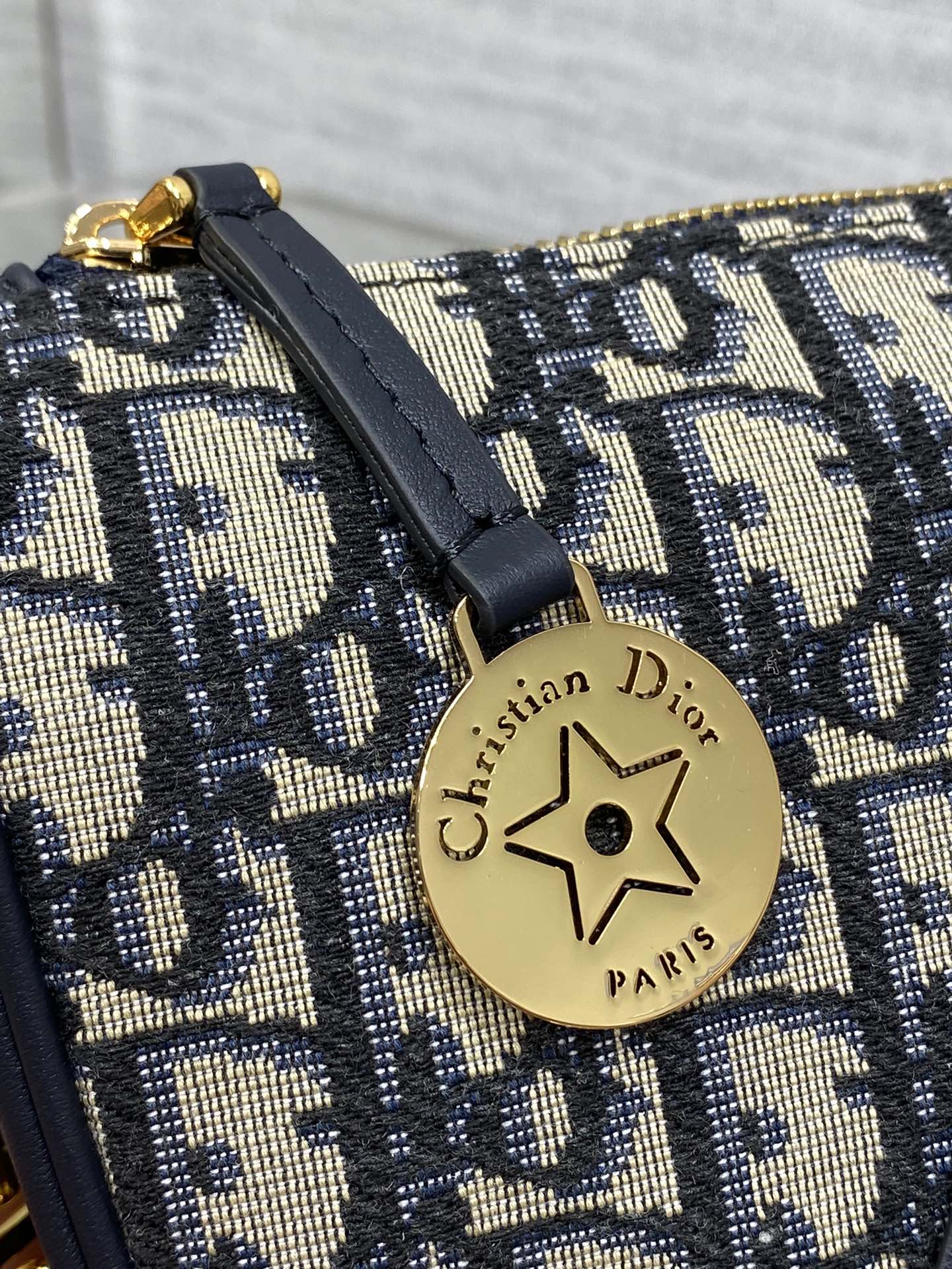 dior クラッチ バッグスーパーコピー ファッション感 花柄 牛革 レザー 斜め掛けバッグ 優雅レディ ブラック_4