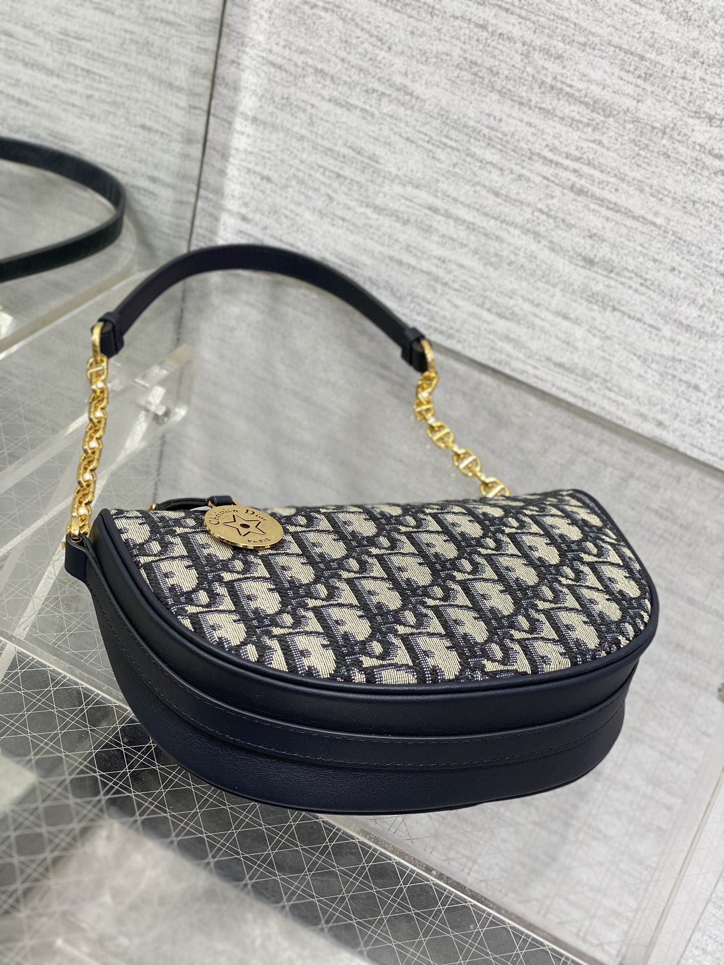dior クラッチ バッグスーパーコピー ファッション感 花柄 牛革 レザー 斜め掛けバッグ 優雅レディ ブラック_7
