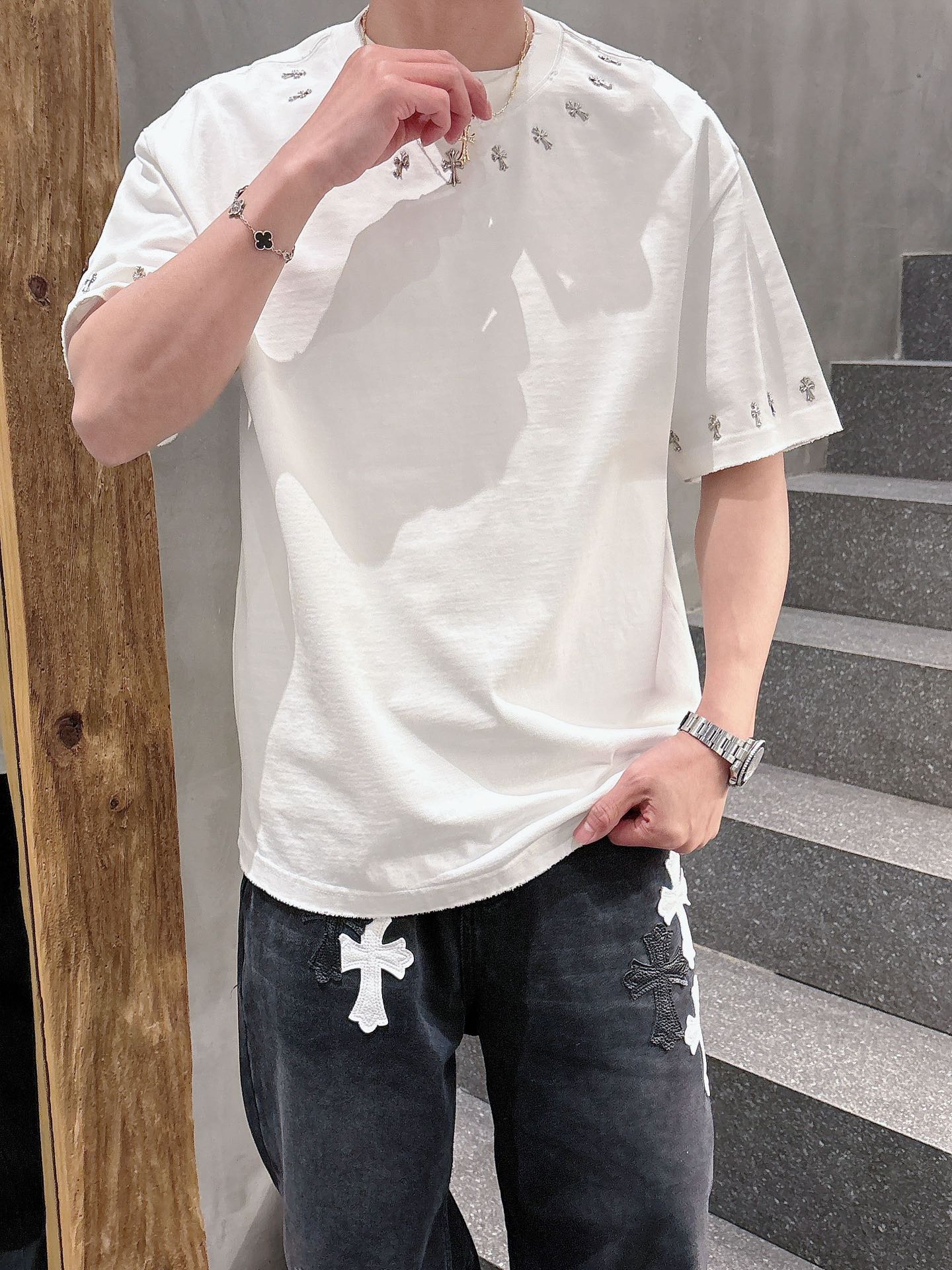 夏大販売‼ メンズ クロムハーツtシャツ偽物 シンプル 短袖 トップス 100％綿 ロゴプリント ホワイト_5
