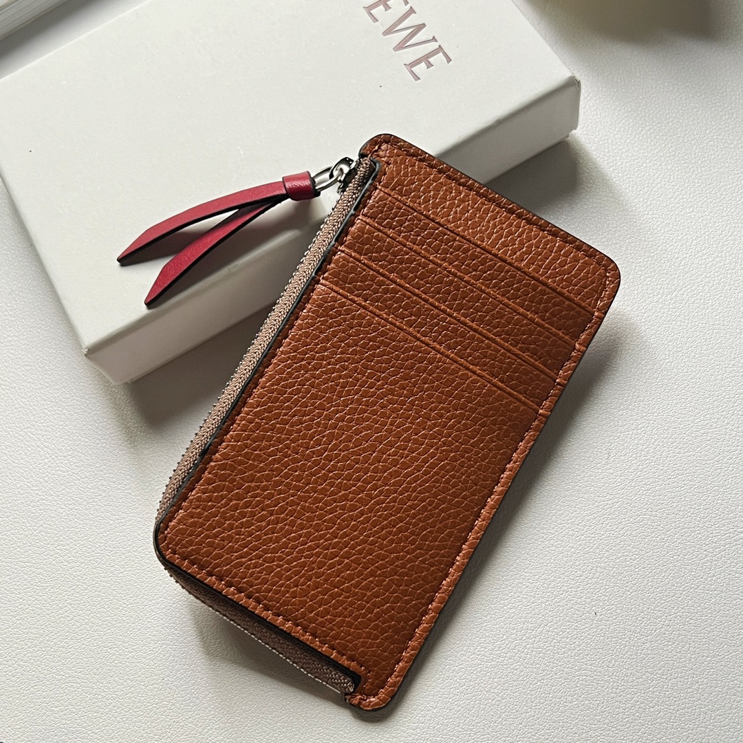 超激得の新品 ロエベ 財布 購入偽物 カートバッグ コインケース 便利 レザー 牛革 ブラウン_5