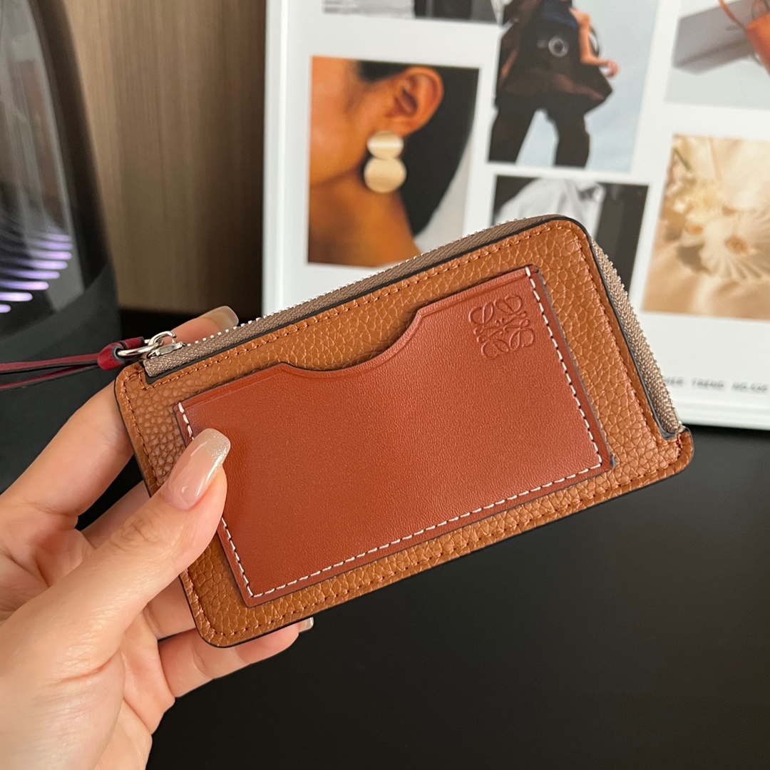 超激得の新品 ロエベ 財布 購入偽物 カートバッグ コインケース 便利 レザー 牛革 ブラウン_8
