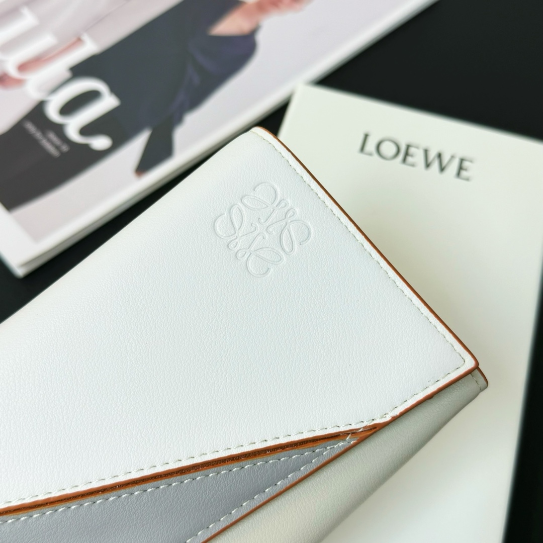 ロエベ財布 大きさスーパーコピー 長財布 レザー 牛革 優雅レディ 収納ケース 杏色_3