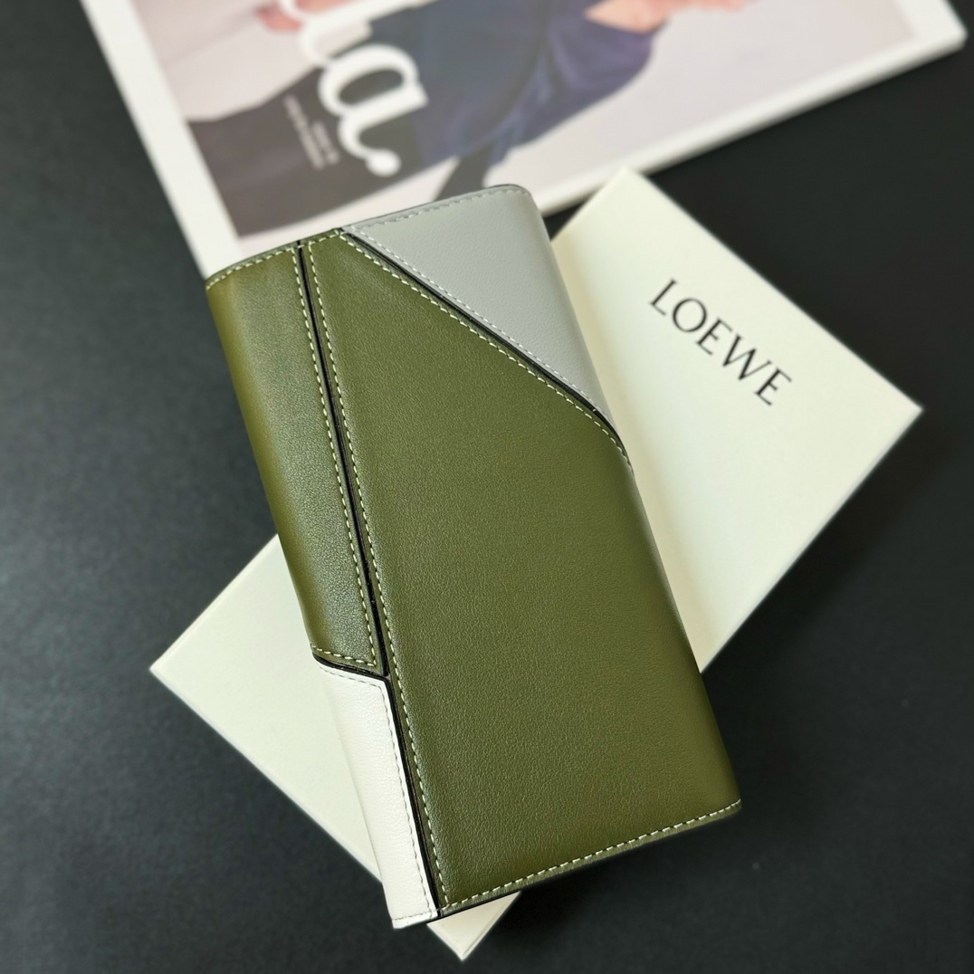 ロエベ財布 お直しコピー 長財布 レザー 牛革 優雅レディ 収納ケース グレー_3