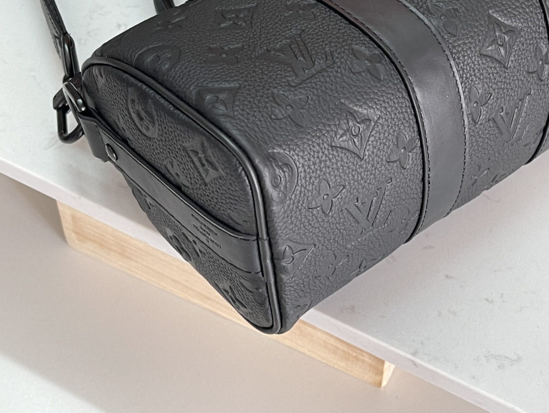 LV 人気新作 ヴィトン バッグ 軽い偽物 斜め掛けバッグ レザー 牛革 ミニバッグ ファッション M20900 ブラック_5