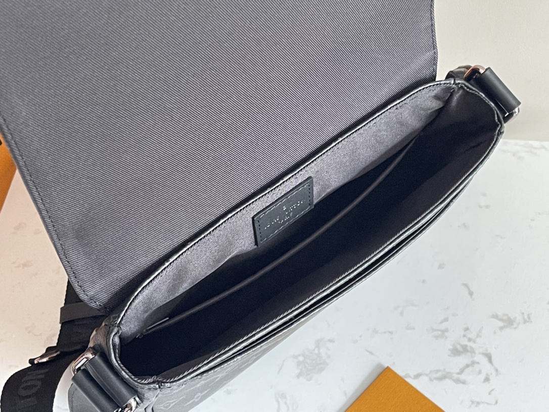 LV ヴィトン バッグ 綺麗にするＮ級品 斜め掛けバッグ レザー 牛革 上質商品 M46255 ブラック_2