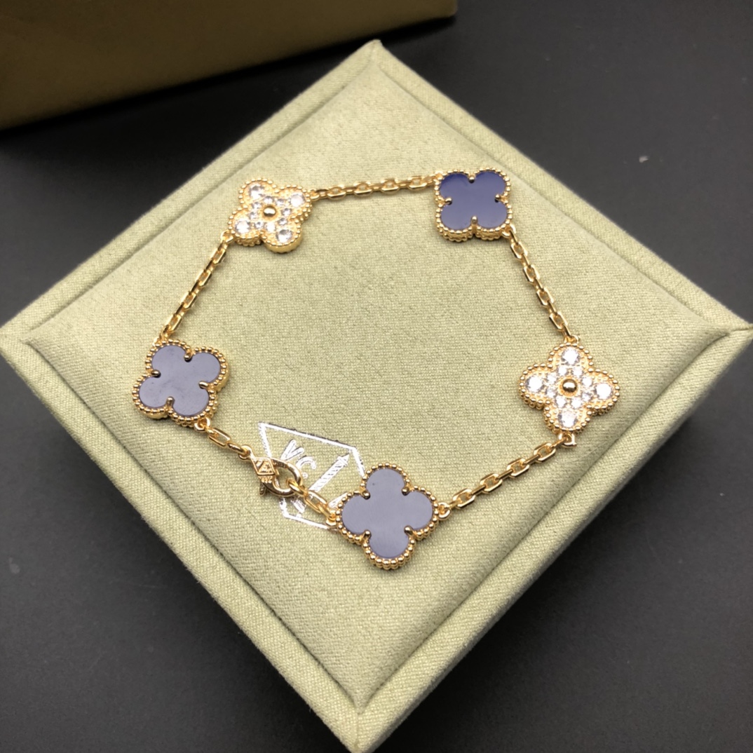 可愛い ヴァンクリーフ ペルレブレスレットコピー 四つ葉 優雅レディ ファッション パープル_1