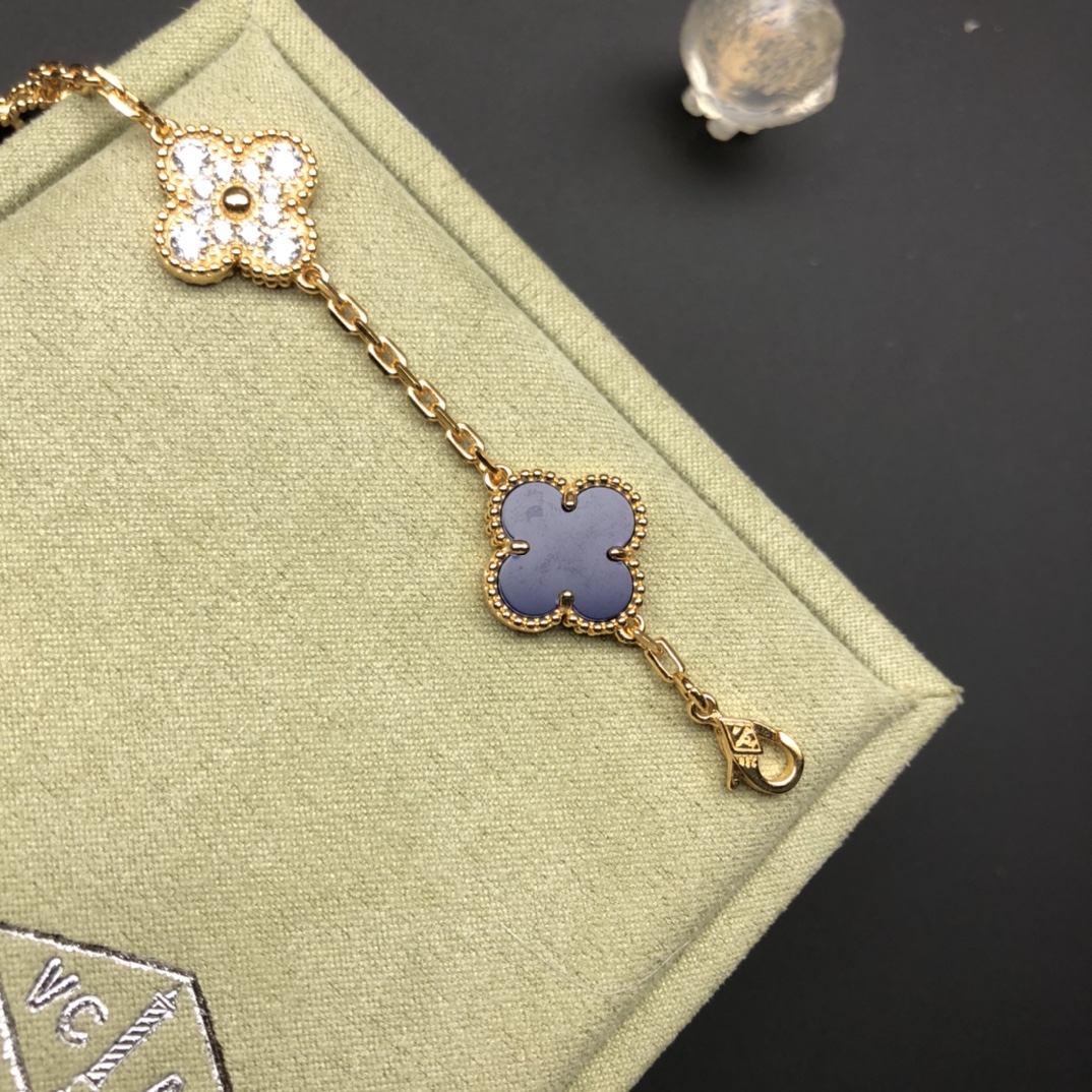 可愛い ヴァンクリーフ ペルレブレスレットコピー 四つ葉 優雅レディ ファッション パープル_3