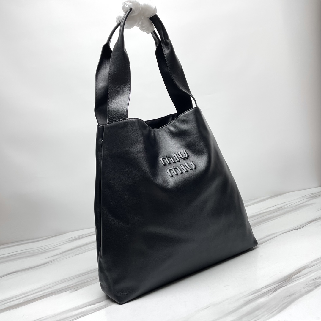ミュウ ミュウ ミニ バッグ偽物 ハンドバッグ 牛革 Hobo シンプル 人気品 レザー 大容量 5BC119 ブラック_3