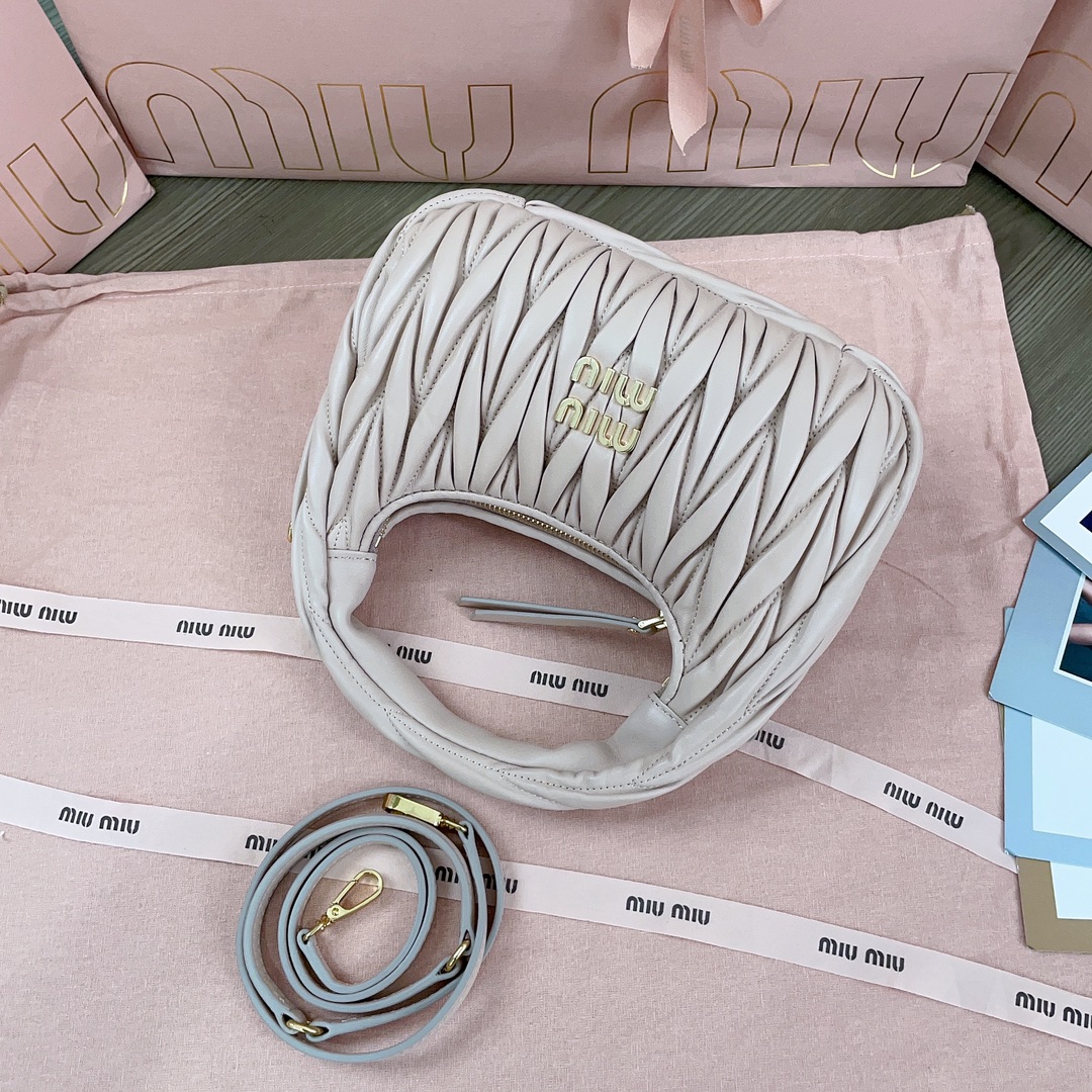 miumiu かばんスーパーコピー ハンドバッグ 牛革 レザー 優雅 可愛い 5BC125 ピンク_9
