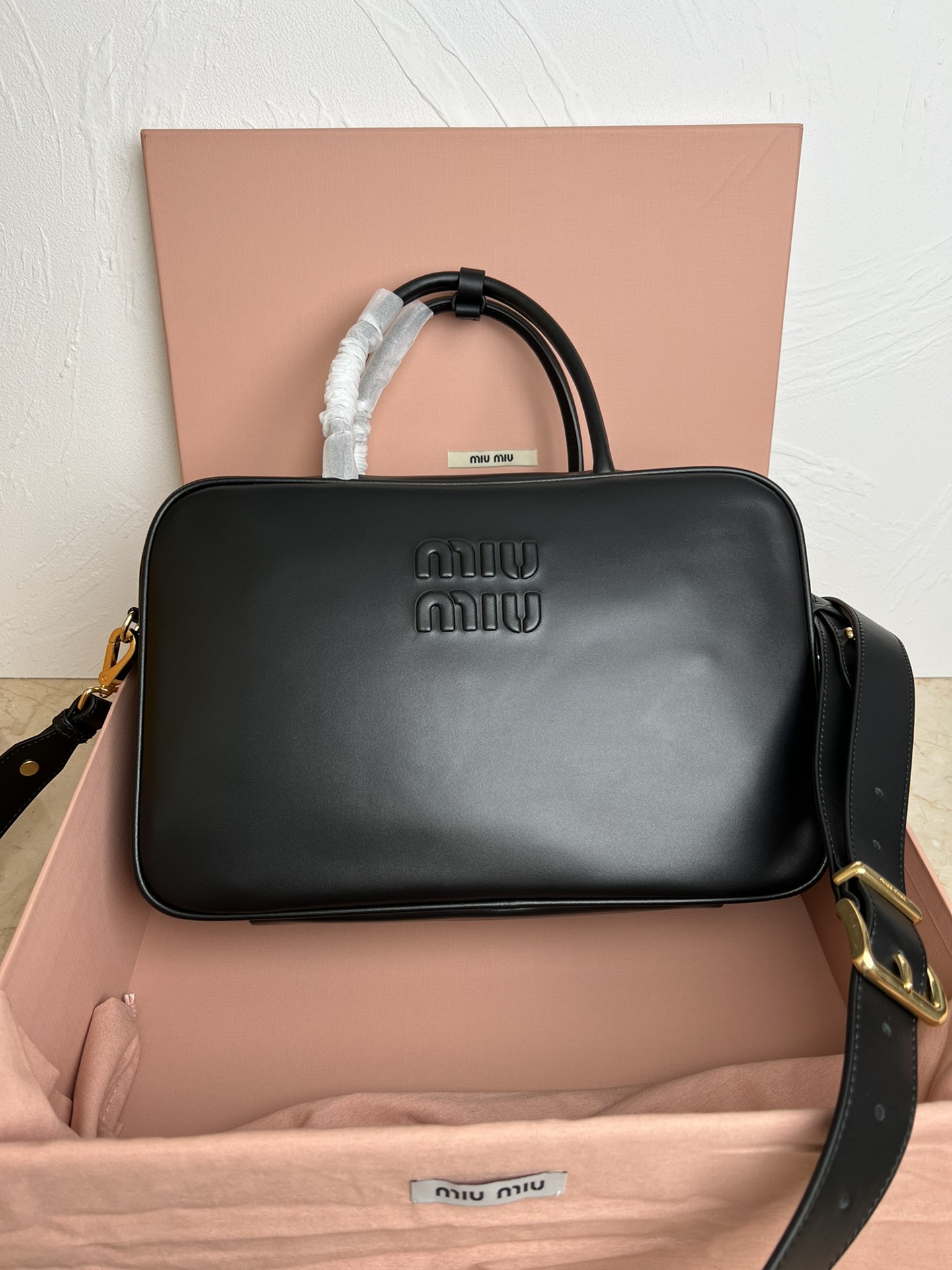 miumiu の バックコピー シンプル 斜め掛け ハンドバッグ 柔らかい 5BB117 ブラック_1