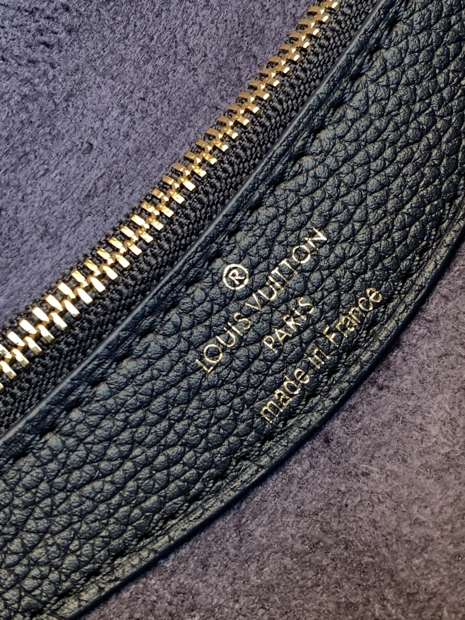 LV ルイヴィトン バック 臭い偽物 シンプル 優雅 レザー 柔らかい 斜め掛け 牛革 M47161 ブルー_5