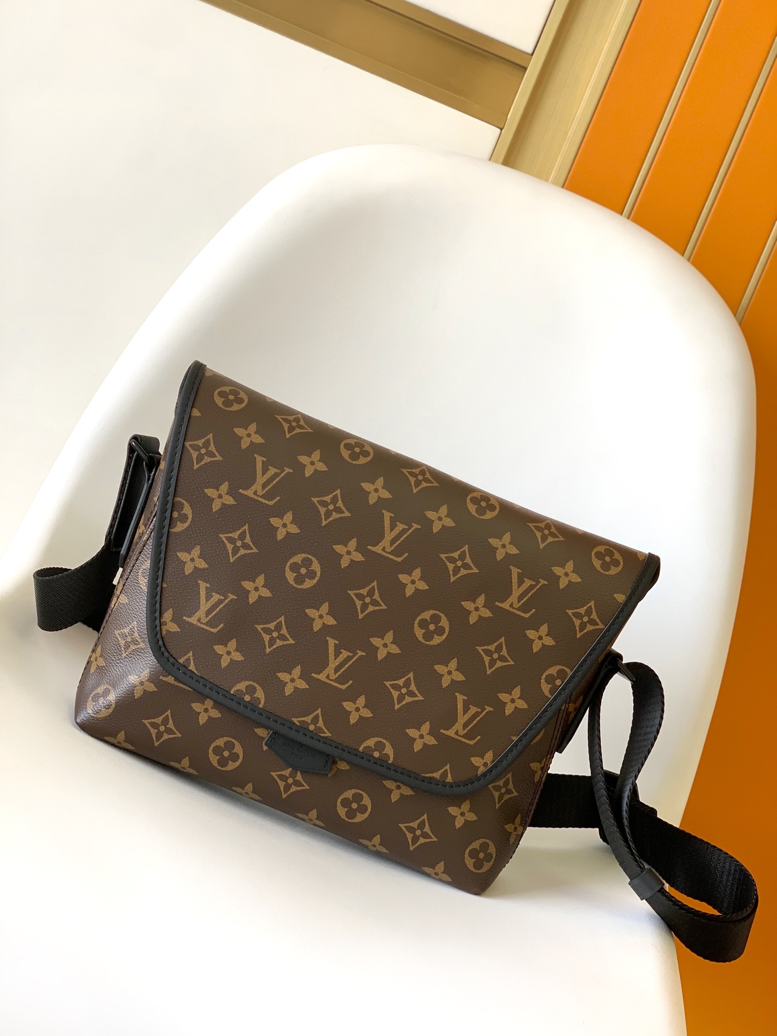 LV ヴィトン バッグ 結婚式コピー 格子模様 レザー 柔らかい 斜め掛け 牛革 M45557 ブラウン_2