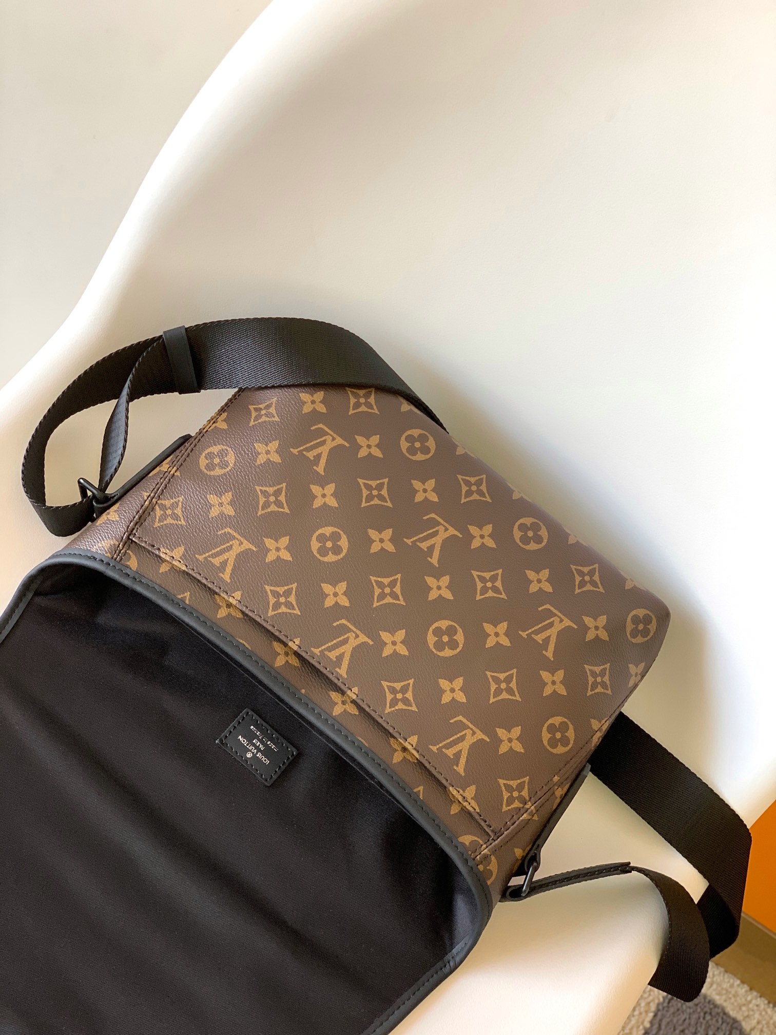 LV ヴィトン バッグ 結婚式コピー 格子模様 レザー 柔らかい 斜め掛け 牛革 M45557 ブラウン_3