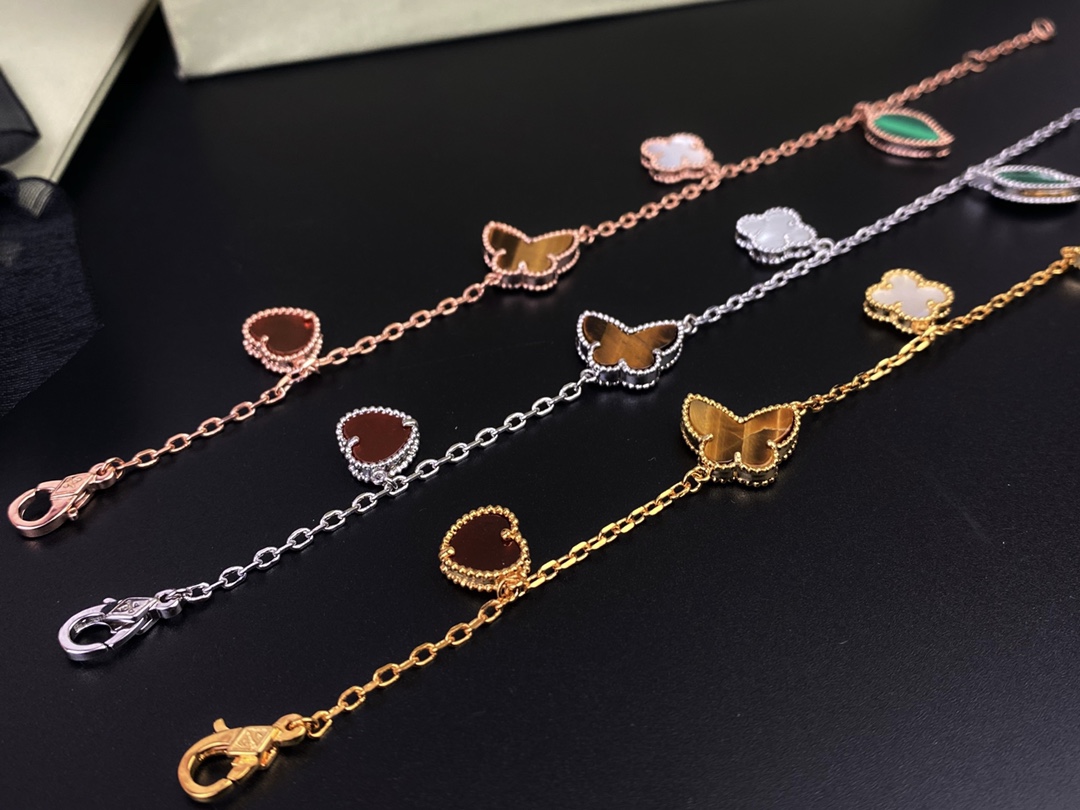 上質品 ヴァンクリーフ ブレスレットウォッチスーパーコピー 四つ葉 優雅レディ 多色可選_4
