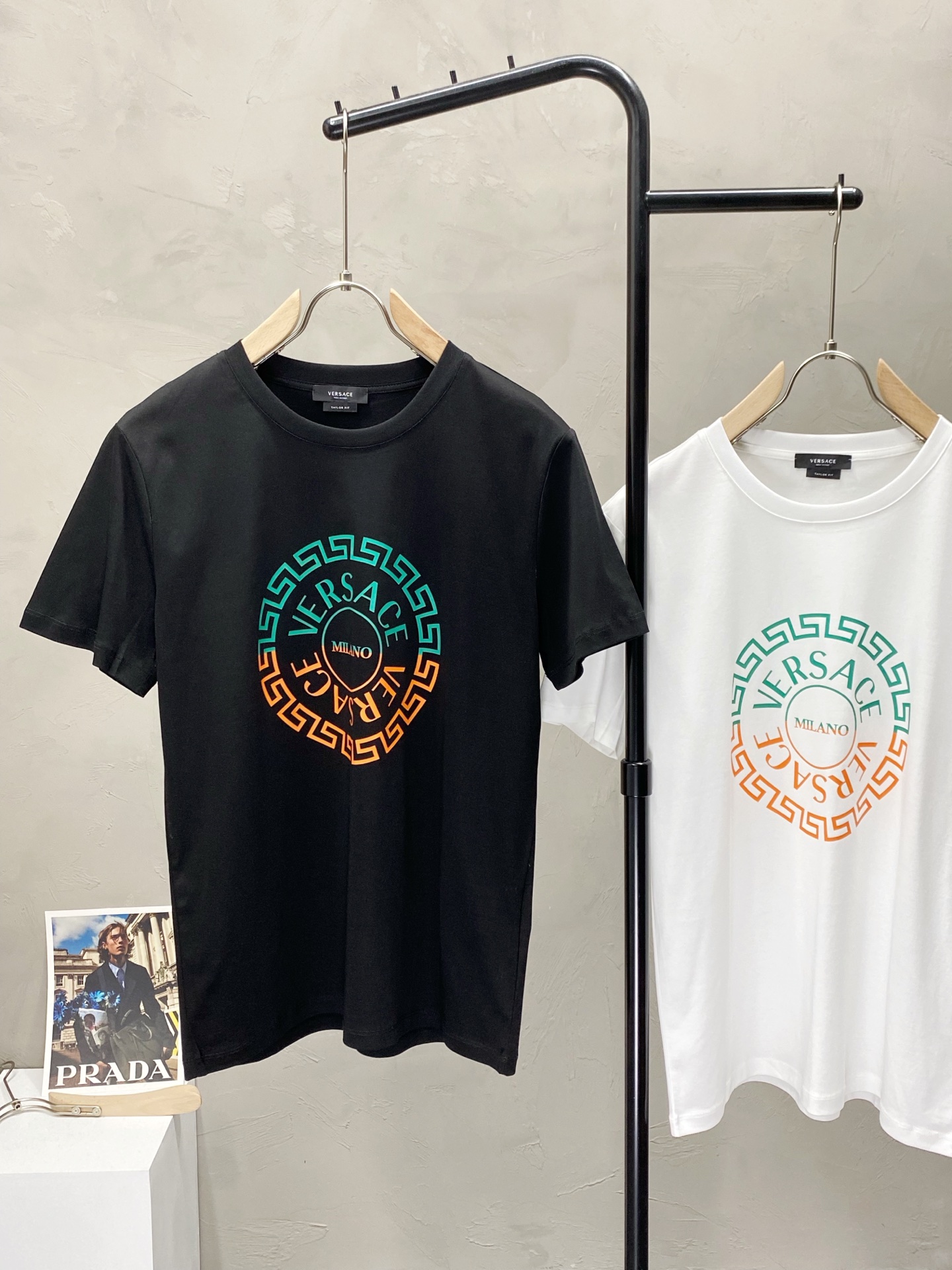 ヴェルサーチtシャツメルカリ偽物 半袖 柔軟 プリント トップス 綿 ゆったり 多色可選_2
