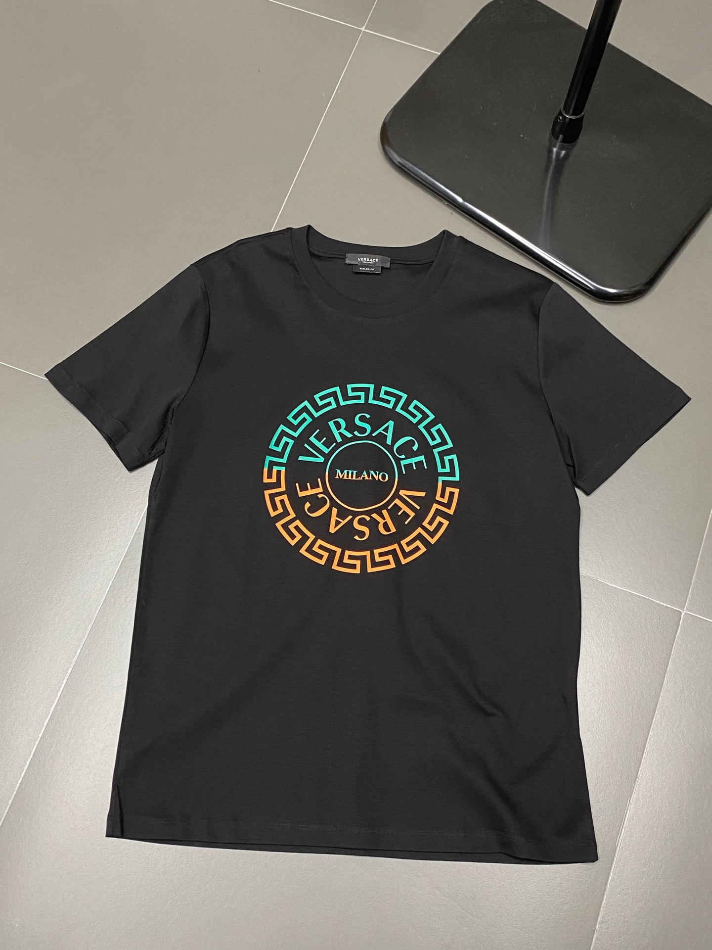 ヴェルサーチtシャツメルカリ偽物 半袖 柔軟 プリント トップス 綿 ゆったり 多色可選_4