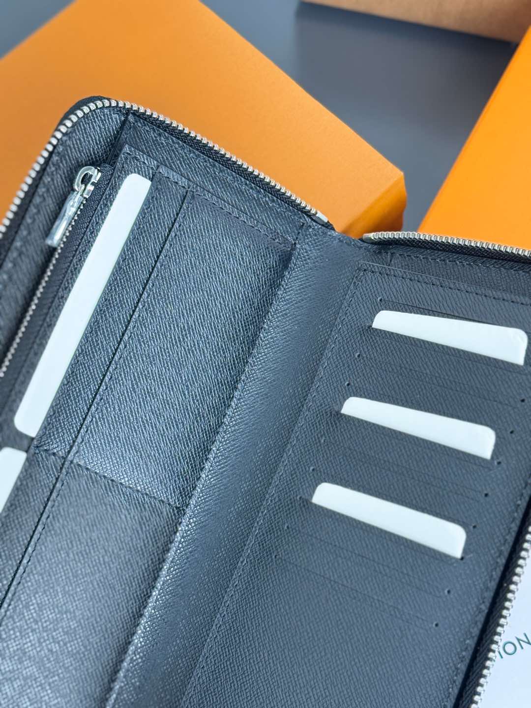 ルイヴィトン財布 エピ激安通販 ロング 牛革 レザー ファッション 実用 N63095 ブラック_8