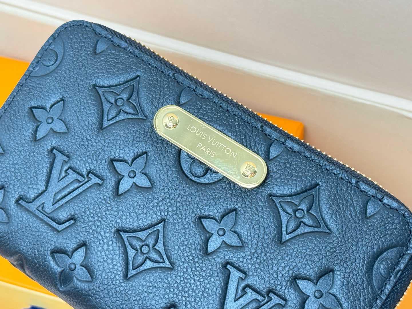 ルイヴィトン財布 折りたたみスーパーコピー ロング 牛革 レザー ファッション 実用 M12425 ブラック_5
